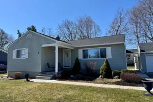 13 Karen Rd, Danbury, CT 06811 - Photo 1