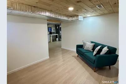 13 Karen Road, Danbury, CT 06811 - Photo 15