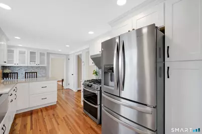 6 Paxton Road, West Hartford, CT 06107 - Photo 13