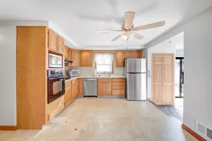 2 Arthur Ct, North Branford, CT 06471 - Photo 13