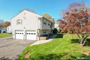 10 Brightwood Ln, Branford, CT 06405 - Photo 27