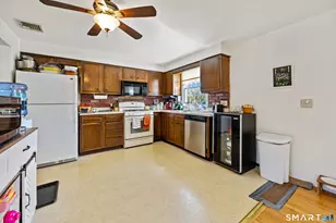 10 Brightwood Ln, Branford, CT 06405 - Photo 5