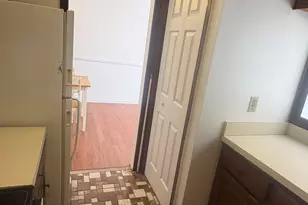 335 Glendale Ave, Bridgeport, CT 06606 - Photo 9