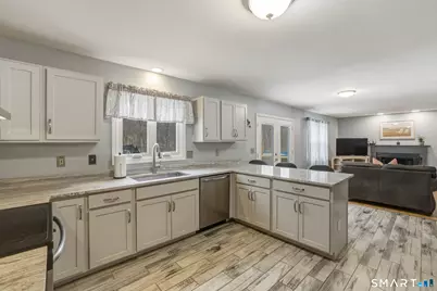 52 Grieb Trail, Wallingford, CT 06492 - Photo 9