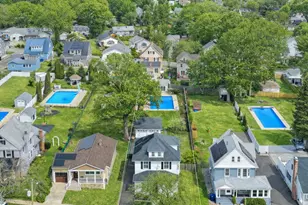 118 Freeman Ave, Stratford, CT 06614 - Photo 1