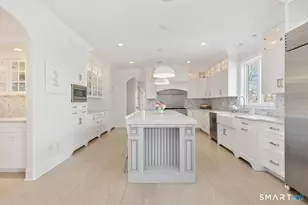 127 Field Rock Rd, Fairfield, CT 06890 - Photo 13