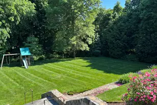 127 Field Rock Rd, Fairfield, CT 06890 - Photo 39