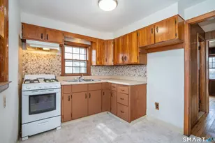 133 Sisson St, East Hartford, CT 06118 - Photo 25