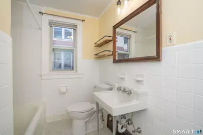 99 Queen Street, Bristol, CT 06010 - Photo 15