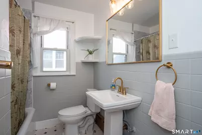 99 Queen Street, Bristol, CT 06010 - Photo 35