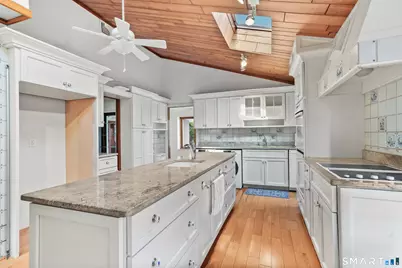 31 Mountain View Drive, Brookfield, CT 06804 - Photo 11