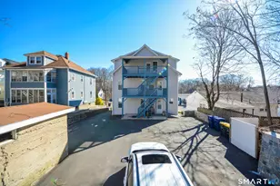 81 Myrtle Ave, Ansonia, CT 06401 - Photo 9