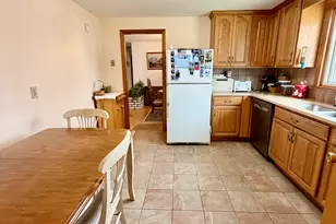 45 Westbrook Dr, Waterbury, CT 06705 - Photo 7