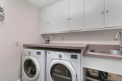 26 Old Orchard Road, North Haven, CT 06473 - Photo 21