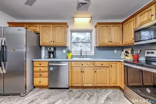 4 Fairview Rd, Woodbridge, CT 06525 - Photo 7