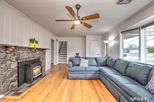 4 Fairview Rd, Woodbridge, CT 06525 - Photo 3