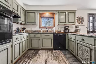 14 Williams Court, Wolcott, CT 06716 - Photo 5