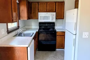 195 Wall St, Hebron, CT 06248 - Photo 3