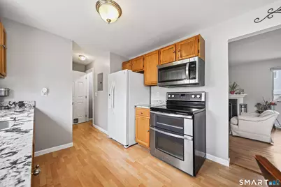 111 Mallane Lane #14B, Naugatuck, CT 06770 - Photo 13