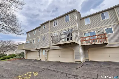 111 Mallane Lane #14B, Naugatuck, CT 06770 - Photo 3
