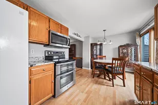 111 Mallane Ln, Naugatuck, CT 06770 - Photo 11