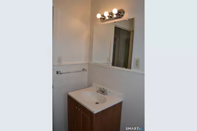 835 Bank Street, New London, CT 06320 - Photo 7