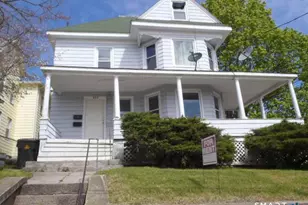 835 Bank St, New London, CT 06320 - Photo 1