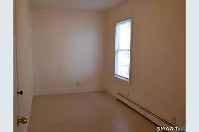 835 Bank Street, New London, CT 06320 - Photo 13