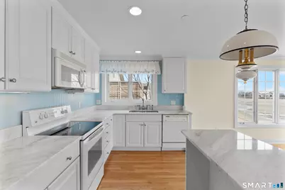 1 Merwin Avenue #A1, Milford, CT 06460 - Photo 9