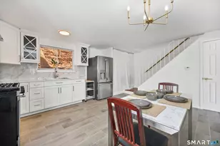 305 Mill Rock Rd, Hamden, CT 06517 - Photo 9