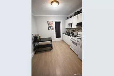 17 Davis Street, New Haven, CT 06515 - Photo 9