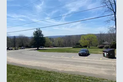 16 Pilgrim Trail #F8, Woodbury, CT 06798 - Photo 3