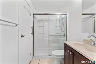 72 Shepards Knoll Dr, Hamden, CT 06514 - Photo 13