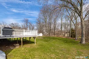 33 Valerie Ct, Hamden, CT 06514 - Photo 25