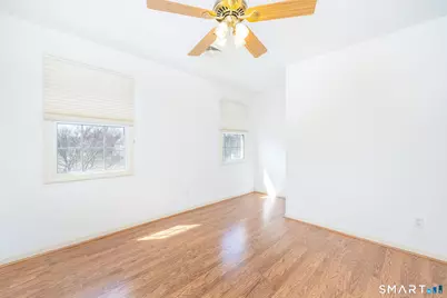 33 Valerie Court, Hamden, CT 06514 - Photo 19