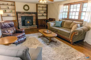 113 W High St, East Hampton, CT 06424 - Photo 3