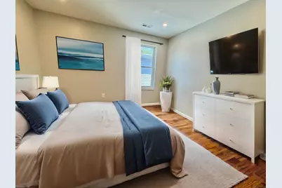 109 Churchill Street #3rd Fl, Fairfield, CT 06824 - Photo 11