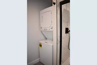 54 Dixwell Avenue #Lower, New Haven, CT 06511 - Photo 5