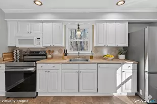 23 Holbrook Rd, Seymour, CT 06483 - Photo 3