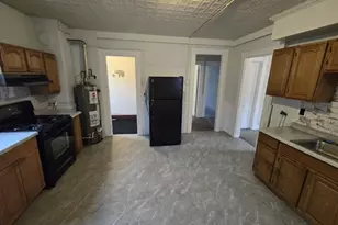 779 E Main St, Waterbury, CT 06702 - Photo 3