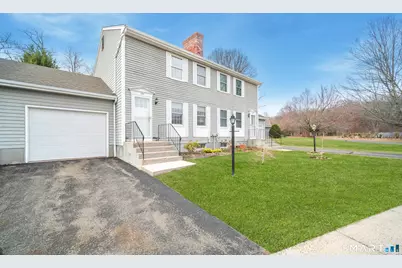 105 Sunrise Circle, Windsor, CT 06095 - Photo 1