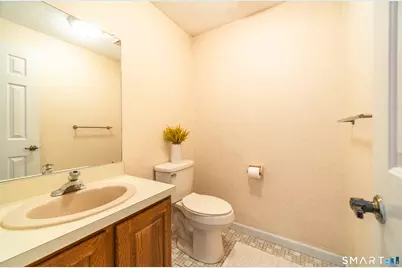 105 Sunrise Circle, Windsor, CT 06095 - Photo 13