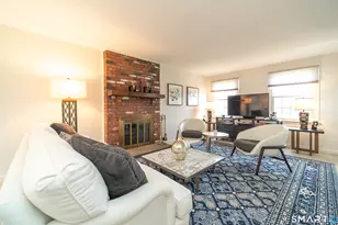 105 Sunrise Cir, Windsor, CT 06095 - Photo 3