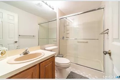 105 Sunrise Circle, Windsor, CT 06095 - Photo 17