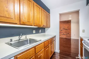 1 Linden Pl, Hartford, CT 06106 - Photo 23