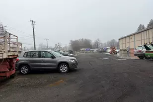 33 Old Amity Rd, Bethany, CT 06524 - Photo 3