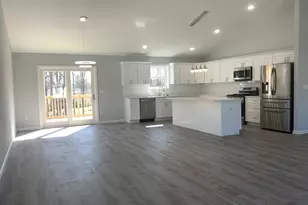 48 Trescott St, West Haven, CT 06516 - Photo 3