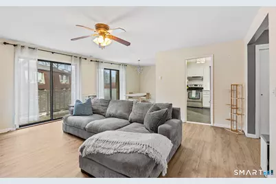 22 Radio Place #8, Stamford, CT 06906 - Photo 3