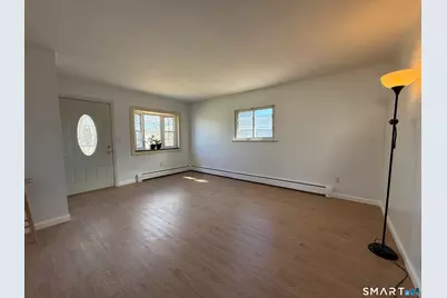 35 Early Avenue, Stratford, CT 06615 - Photo 9