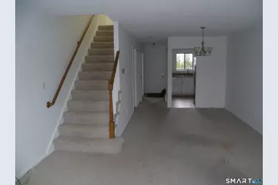 560 Yale Avenue #4, Meriden, CT 06450 - Photo 5